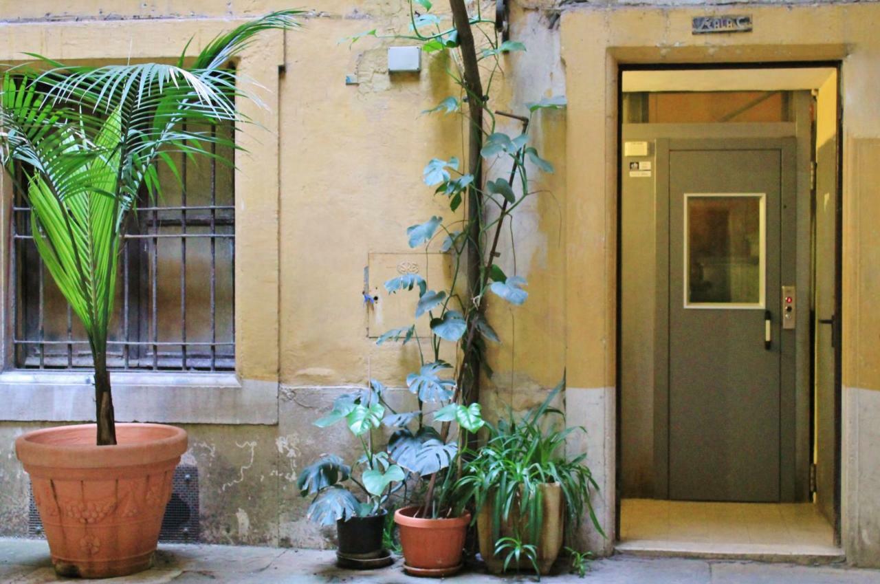 Roman Central House Bagian luar foto